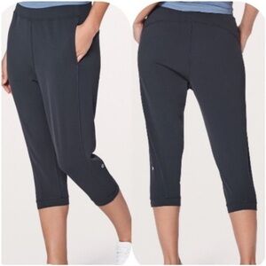 Lululemon Nulu Rejuvenate Crop 18" size 6